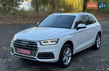 Внедорожник / Кроссовер Audi Q5 2020 в Киеве