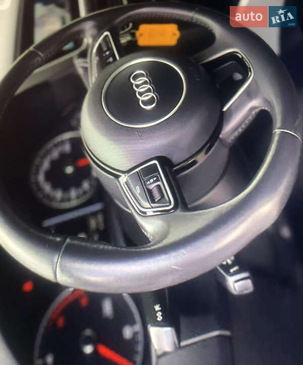 Внедорожник / Кроссовер Audi Q5 2016 в Каменец-Подольском