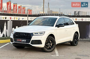 Внедорожник / Кроссовер Audi Q5 2019 в Киеве