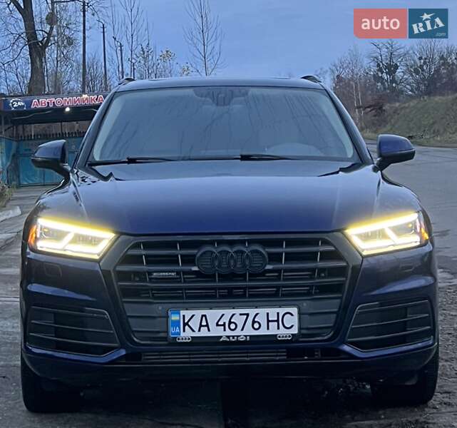 Внедорожник / Кроссовер Audi Q5 2017 в Львове