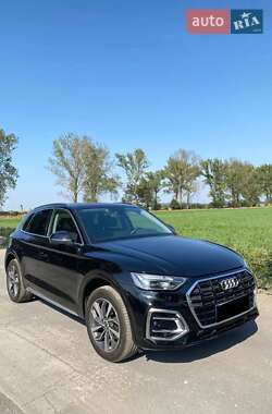 Внедорожник / Кроссовер Audi Q5 2021 в Киеве