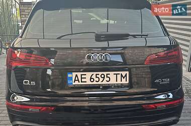 Позашляховик / Кросовер Audi Q5 2021 в Дніпрі