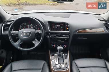 Внедорожник / Кроссовер Audi Q5 2015 в 