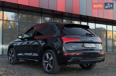 Внедорожник / Кроссовер Audi Q5 2021 в Ровно