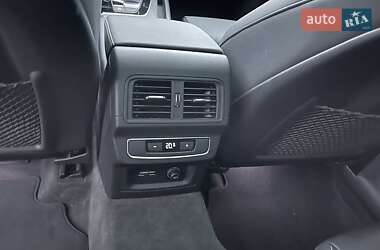 Внедорожник / Кроссовер Audi Q5 2021 в 