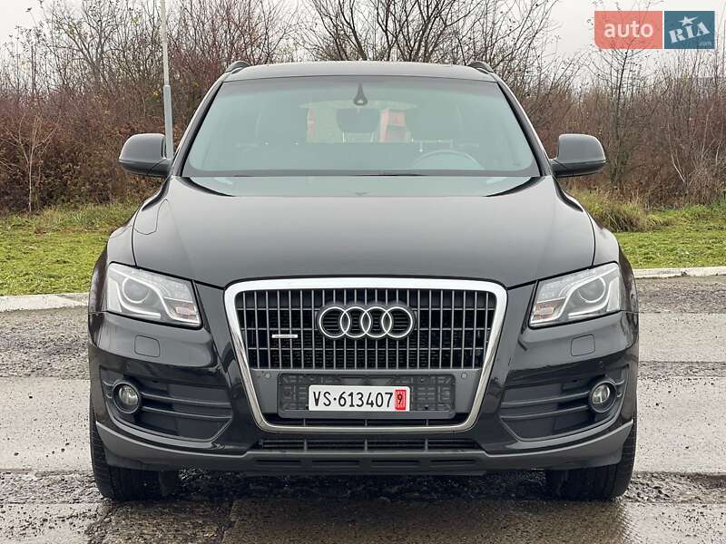 Внедорожник / Кроссовер Audi Q5 2011 в Ужгороде