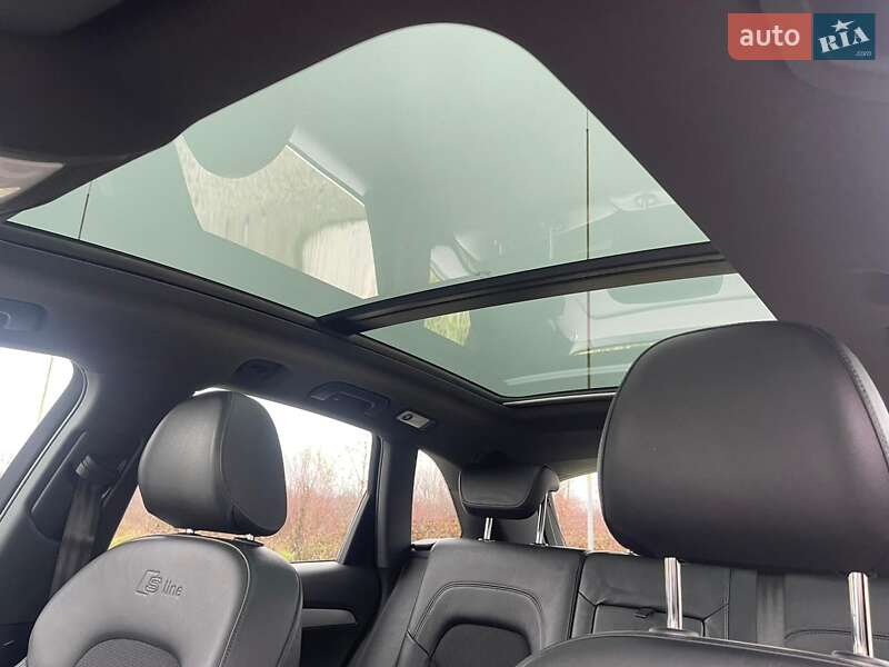 Внедорожник / Кроссовер Audi Q5 2011 в Ужгороде