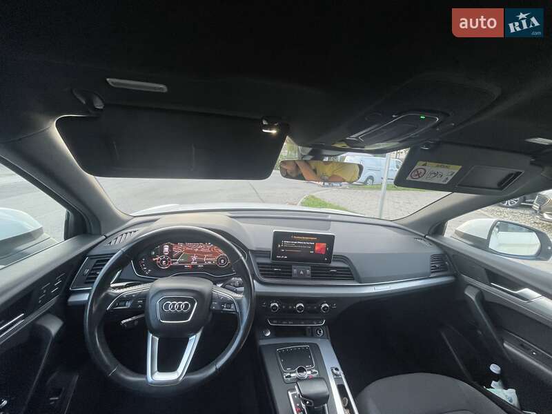 Внедорожник / Кроссовер Audi Q5 2017 в Бердичеве