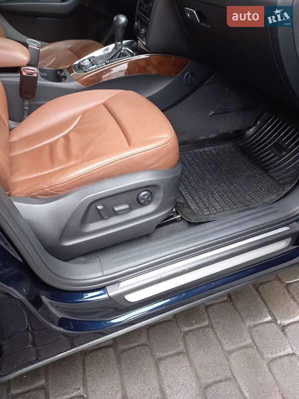 Позашляховик / Кросовер Audi Q5 2011 в Черкасах