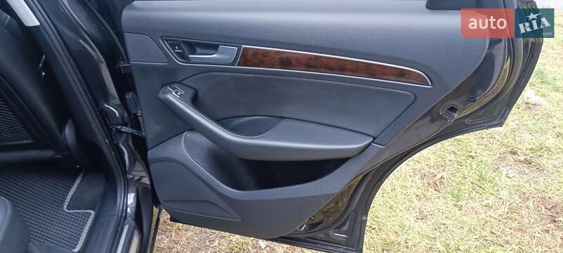 Внедорожник / Кроссовер Audi Q5 2015 в Днепре
