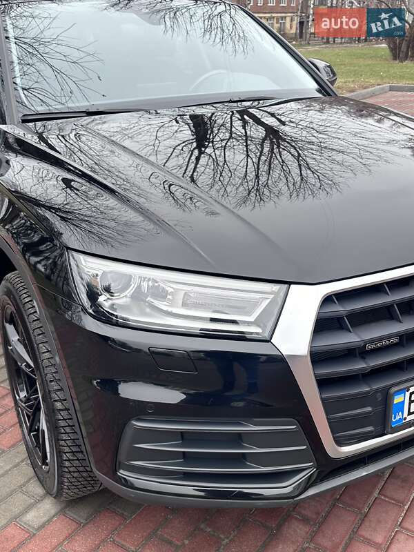 Внедорожник / Кроссовер Audi Q5 2017 в Киеве