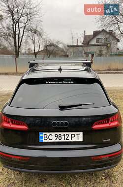 Внедорожник / Кроссовер Audi Q5 2018 в 