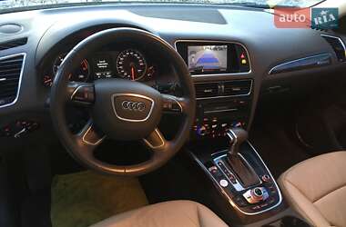 Позашляховик / Кросовер Audi Q5 2016 в 