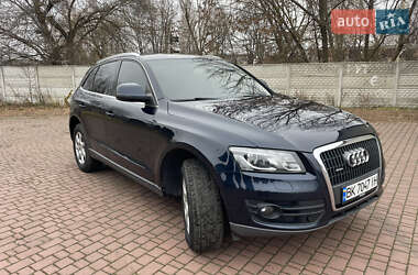 Внедорожник / Кроссовер Audi Q5 2010 в Ровно