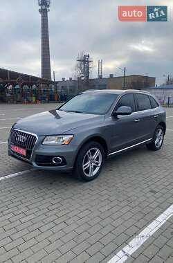 Позашляховик / Кросовер Audi Q5 2015 в Нововолинську