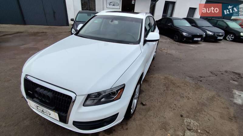Внедорожник / Кроссовер Audi Q5 2011 в Чернигове