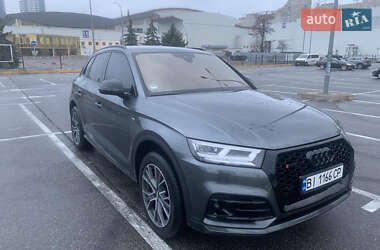 Позашляховик / Кросовер Audi Q5 2019 в Києві