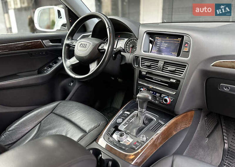 Внедорожник / Кроссовер Audi Q5 2015 в Львове