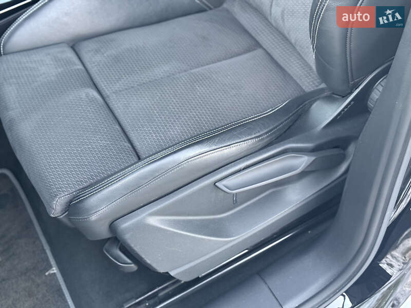 Позашляховик / Кросовер Audi Q5 2021 в Луцьку