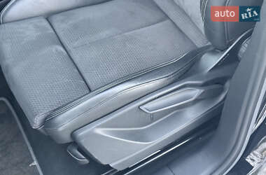 Внедорожник / Кроссовер Audi Q5 2021 в 