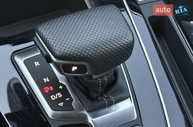 Внедорожник / Кроссовер Audi Q5 2021 в 
