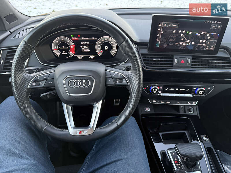Позашляховик / Кросовер Audi Q5 2021 в Луцьку