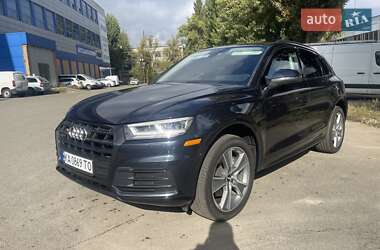 Позашляховик / Кросовер Audi Q5 2019 в Києві