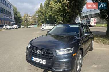 Позашляховик / Кросовер Audi Q5 2019 в Києві