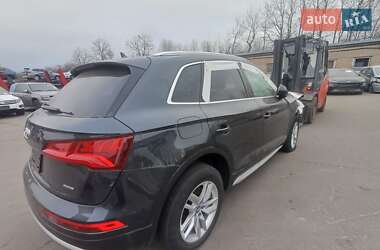 Позашляховик / Кросовер Audi Q5 2020 в Рівному