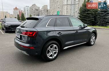 Позашляховик / Кросовер Audi Q5 2021 в Києві