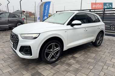 Внедорожник / Кроссовер Audi Q5 2022 в Ровно