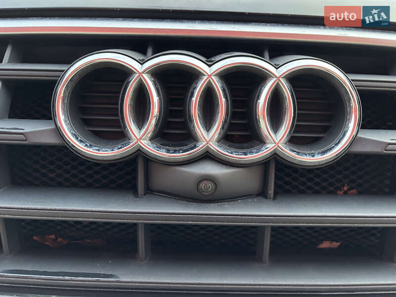Позашляховик / Кросовер Audi Q5 2017 в Києві