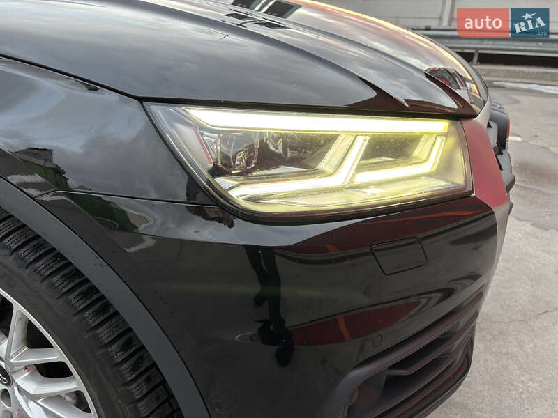 Позашляховик / Кросовер Audi Q5 2017 в Києві