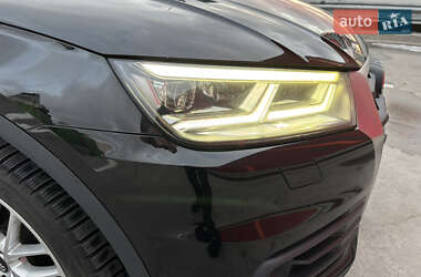 Позашляховик / Кросовер Audi Q5 2017 в 