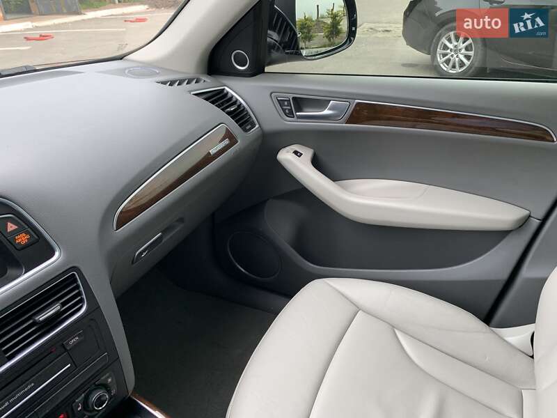 Позашляховик / Кросовер Audi Q5 2012 в Миколаєві фото 12 Позашляховик / Кросовер Audi Q5 2012 в Миколаєві