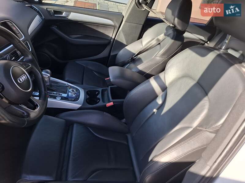 Внедорожник / Кроссовер Audi Q5 2016 в Луцке