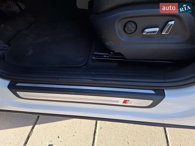 Внедорожник / Кроссовер Audi Q5 2016 в Луцке