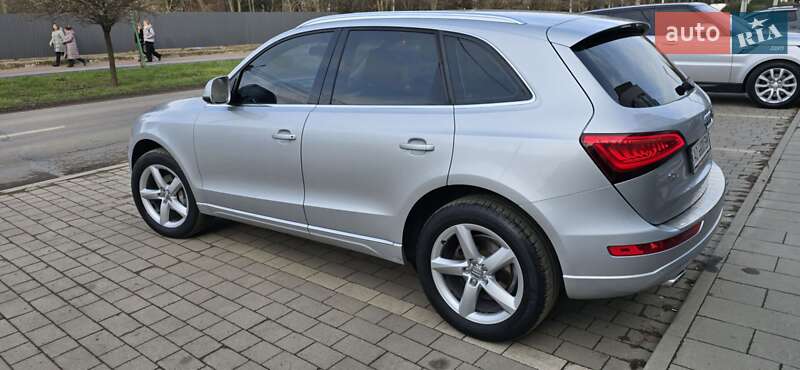 Позашляховик / Кросовер Audi Q5 2013 в Ужгороді