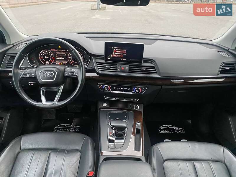 Внедорожник / Кроссовер Audi Q5 2019 в Львове фото 10 Внедорожник / Кроссовер Audi Q5 2019 в Львове