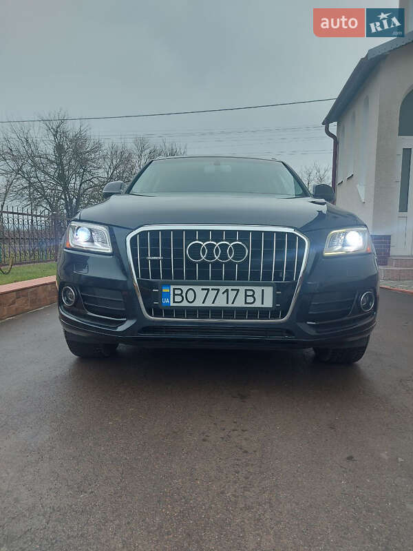 Позашляховик / Кросовер Audi Q5 2015 в Гусятині