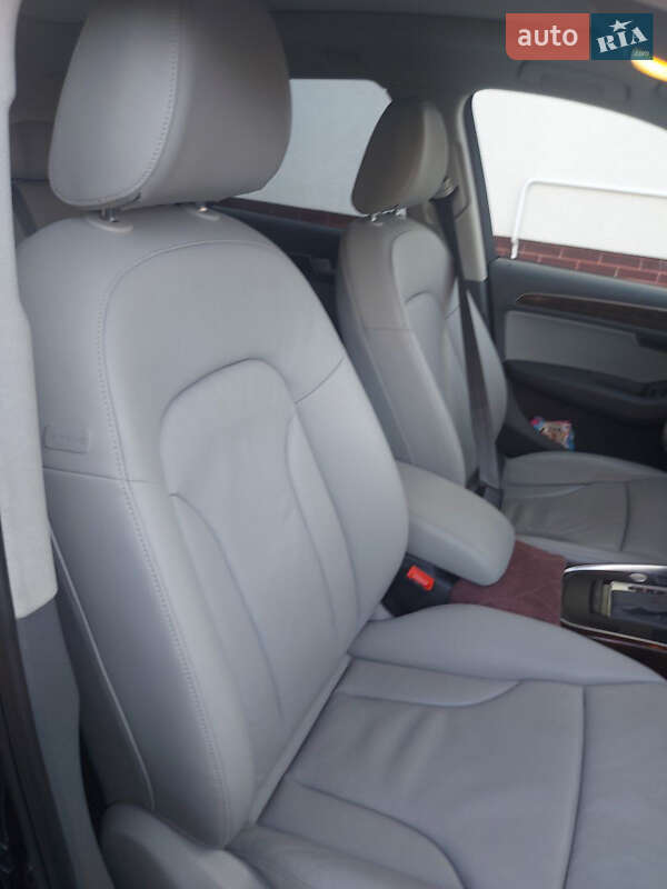 Позашляховик / Кросовер Audi Q5 2015 в Гусятині