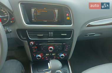 Внедорожник / Кроссовер Audi Q5 2015 в 