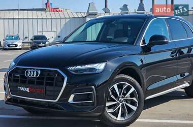 Позашляховик / Кросовер Audi Q5 2021 в Києві