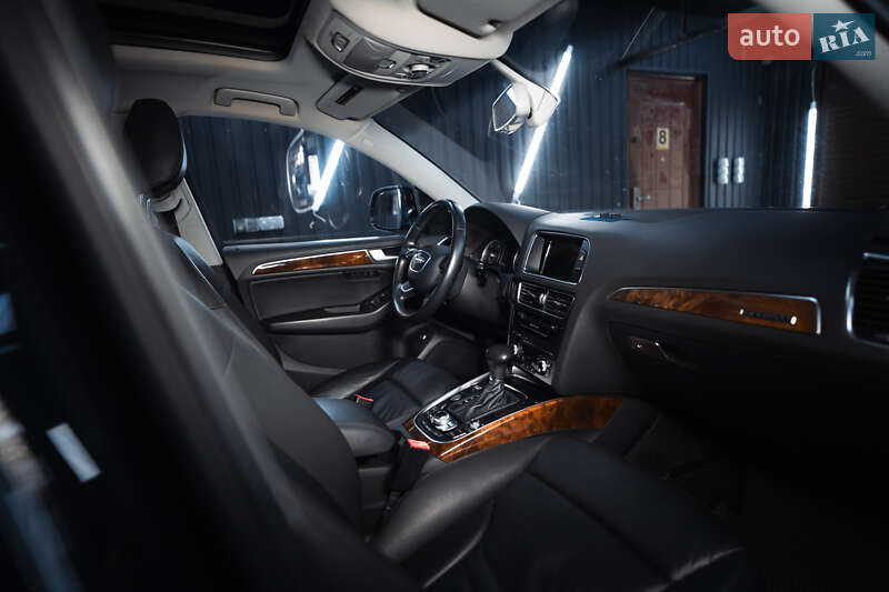 Внедорожник / Кроссовер Audi Q5 2014 в Полтаве