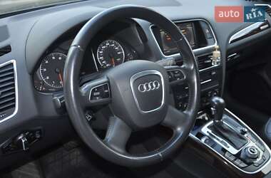 Позашляховик / Кросовер Audi Q5 2011 в Смілі