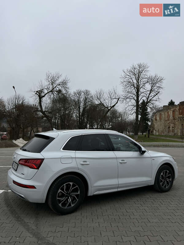 Внедорожник / Кроссовер Audi Q5 2019 в Бережанах
