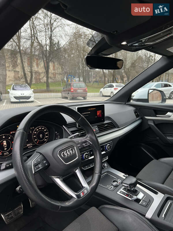 Внедорожник / Кроссовер Audi Q5 2019 в Бережанах
