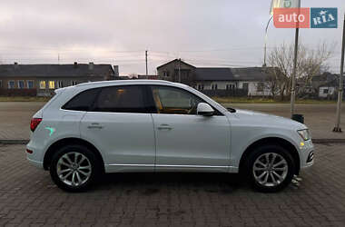 Внедорожник / Кроссовер Audi Q5 2014 в Нововолынске