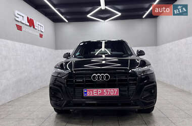 Внедорожник / Кроссовер Audi Q5 2021 в 