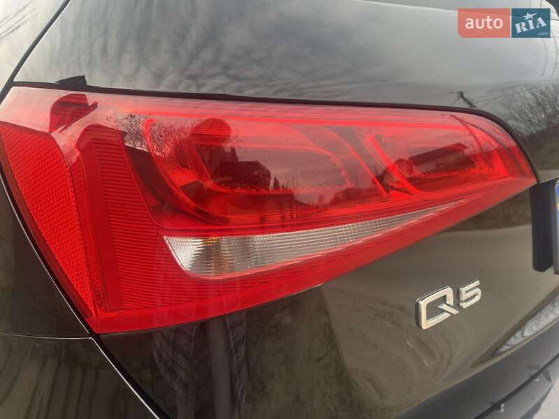 Внедорожник / Кроссовер Audi Q5 2011 в Яворове